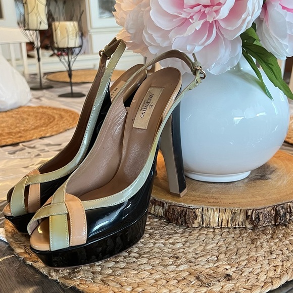 Black slingback Heels with baby green and blush accent. Gently worn but ready. - Picture 4 of 6